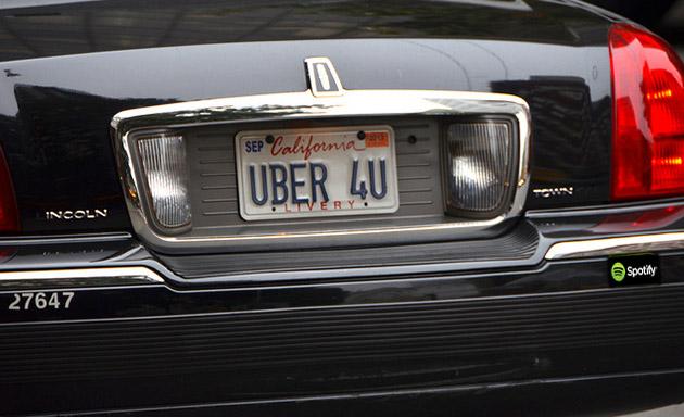 engadget's tweet photo. Uber cars will soon stream passengers' Spotify playlists, reports say http://t.co/udJNFJDcPK http://t.co/xEK8QWg1uq