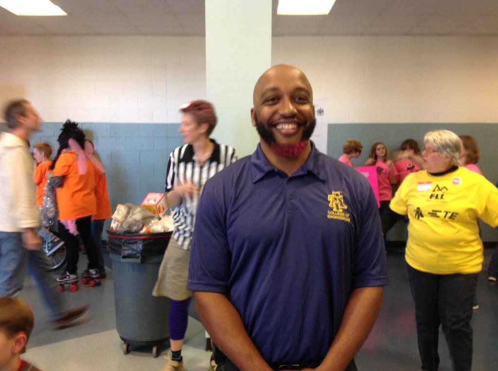 HawthorneAOHS's tweet photo. @STEMEC_NCAT robotics club @CharMeckSchools thank NCA&amp;T for your support. Dr. B representing Aggies! http://t.co/LdAUHbifdK