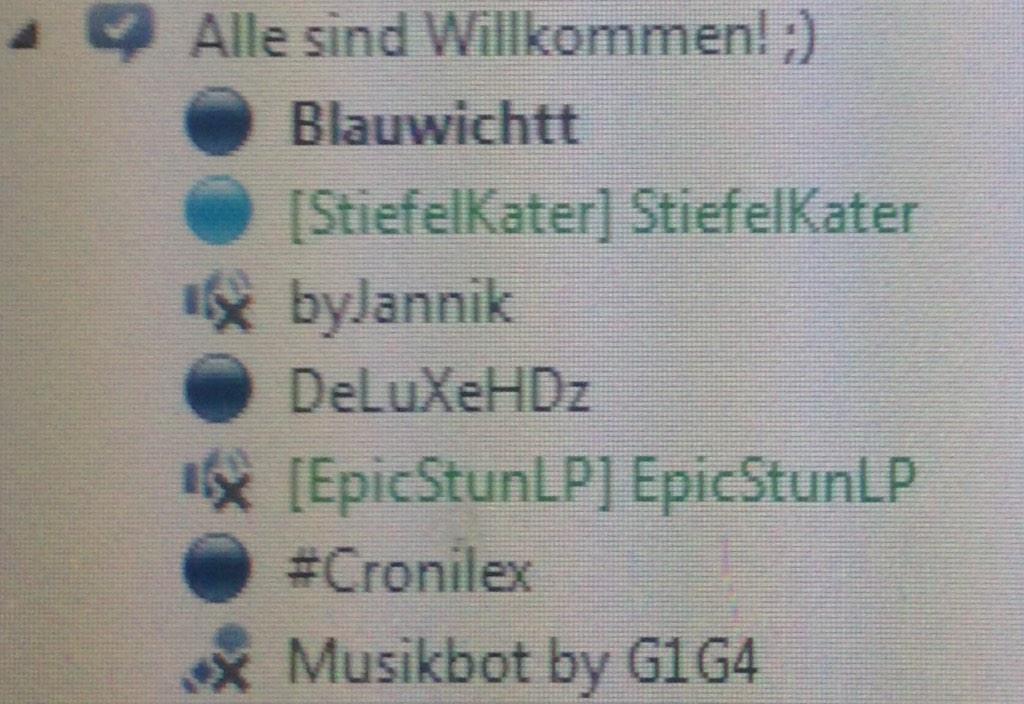 BlewVids's tweet photo. @MrStiefelKater @StunEpic etc. Machen unser eigenes kleines #CommunityPB Event. ;D http://t.co/v0JmoZ8Jyn