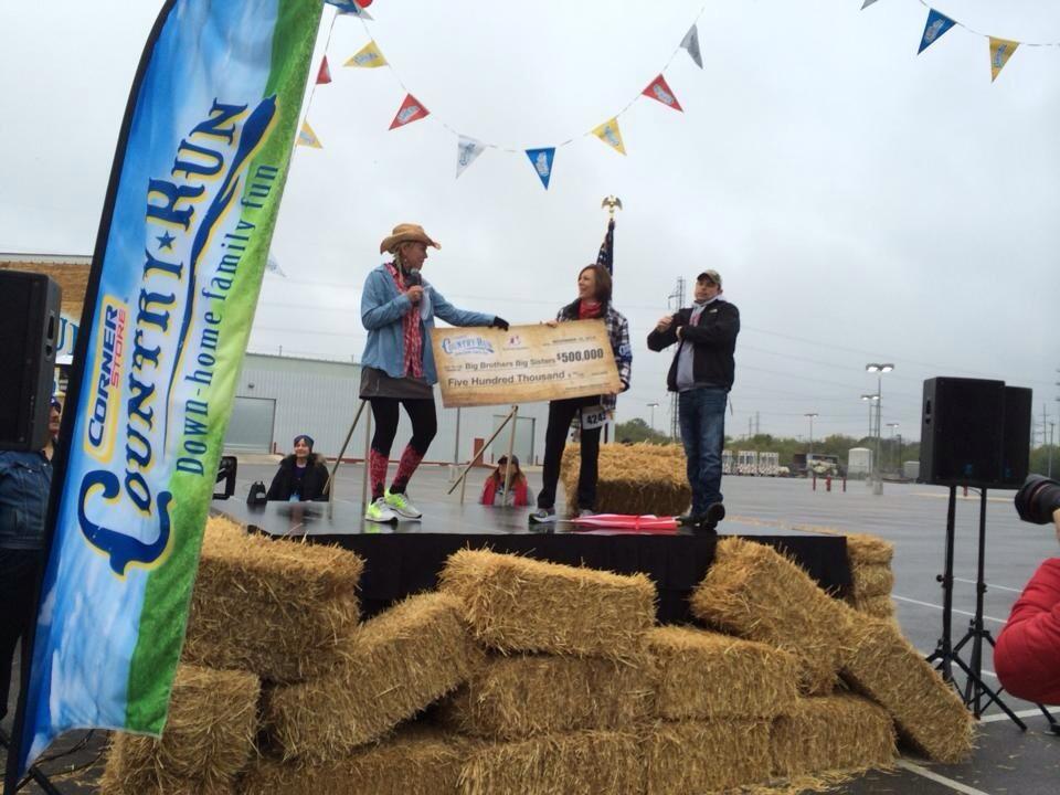1BethMyers's tweet photo. Wow, $1mil raised- for @BBBSA and other local kids charities. Thanks @cornerstorerun #CountryRun2014 http://t.co/yqSoTSrbhR