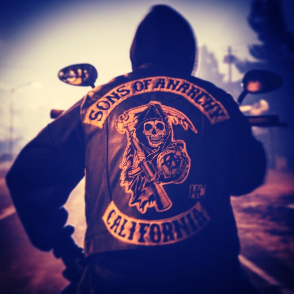 nigelsan2010's tweet photo. Time for some Sons of Anarchy season 6 :-) http://t.co/eKpQIDTU1H