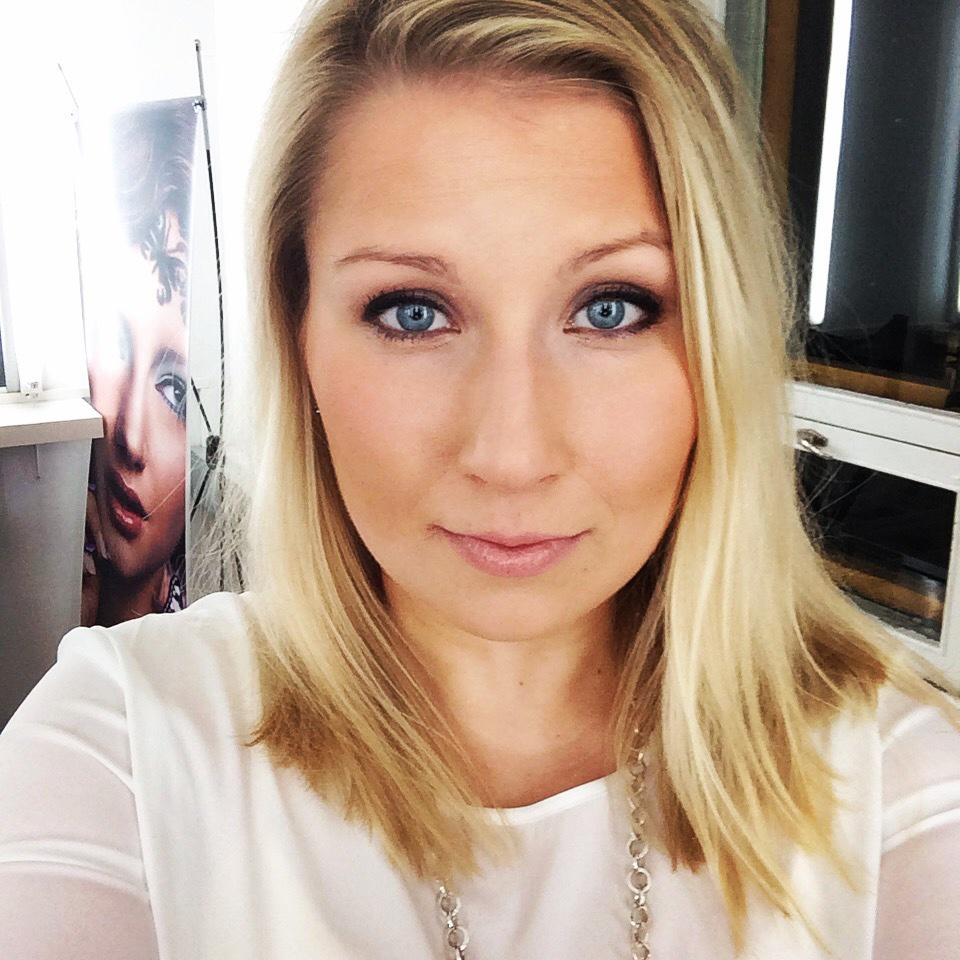 Meldester's tweet image. Looking and feeling good! @makeupstore