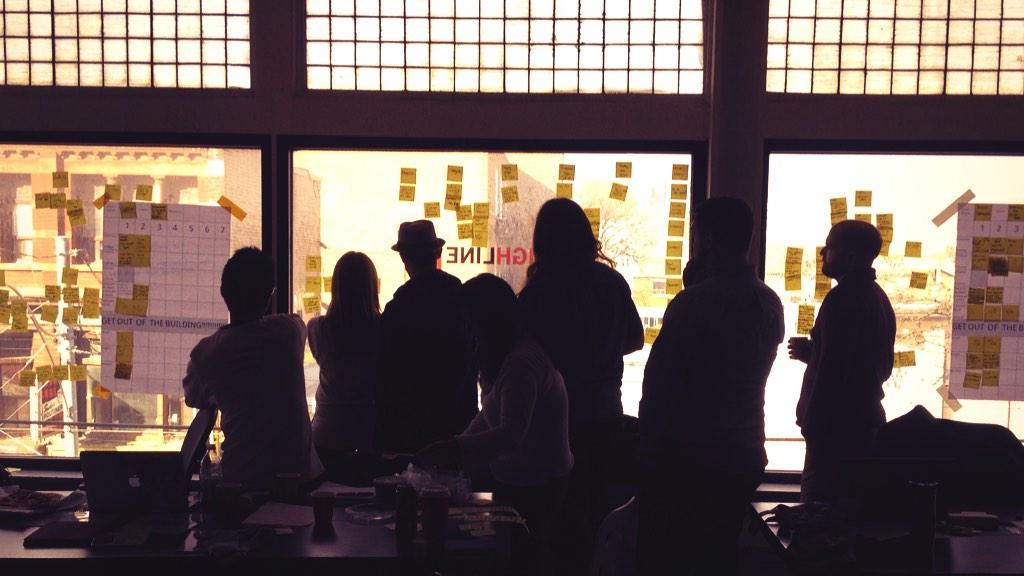 LR_ventures's tweet photo. Stoked to be mentoring with an awesome @leantoronto crew @HIGHLINEvc today! #LSMTO http://t.co/y1CoMgePLA