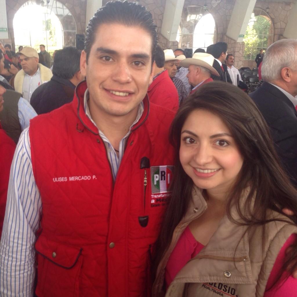 dianavlzs's tweet photo. @ulises_mp_ que gusto verte!!! Un abrazo :) #Atlacomulco en buenas manos... http://t.co/OyqShoYdXL