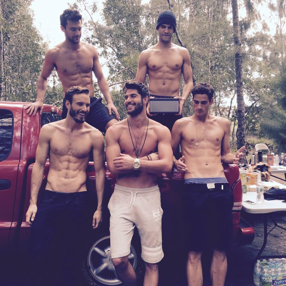 marcinmrowca's tweet photo. I'll take one of each. 😍😋 http://t.co/MAFcNAxZMa