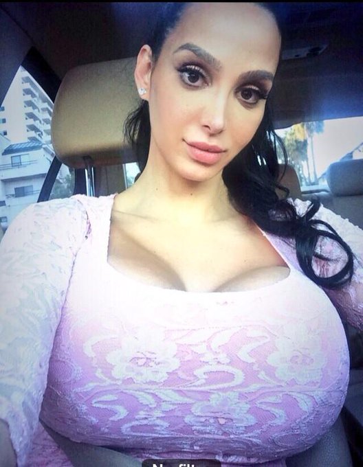 Crown the girls, bc lets admit it noone wore it better #epicboobs #vote http://t.co/Hg9hMulsNY http://t