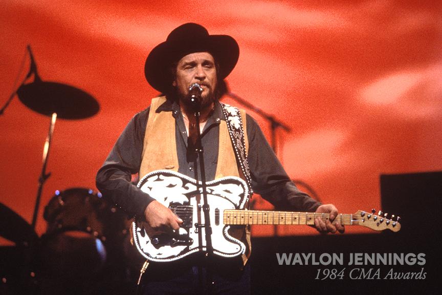 CountryMusic's tweet photo. #ThisDayInCountry Waylon Jennings tops the @Billboard Country chart with "Are You Sure Hank Done It This Way" (1975) http://t.co/EkMg86jEU3