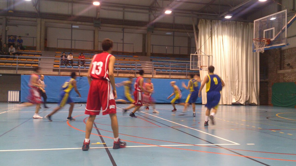DeportesMedina's tweet photo. El junior masculino de basket jugaba en Alcañiz, EBA-IES Alcañiz 90-35 @CDietetico_-AMPA Medina Albaida #GoMedina http://t.co/ICq6AArrWS