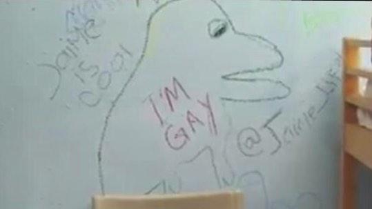 RealLifeGoals__'s tweet image. Can't get over this gay dinosaur 😭😂😂😂😂😂 omfg😂😂😅.