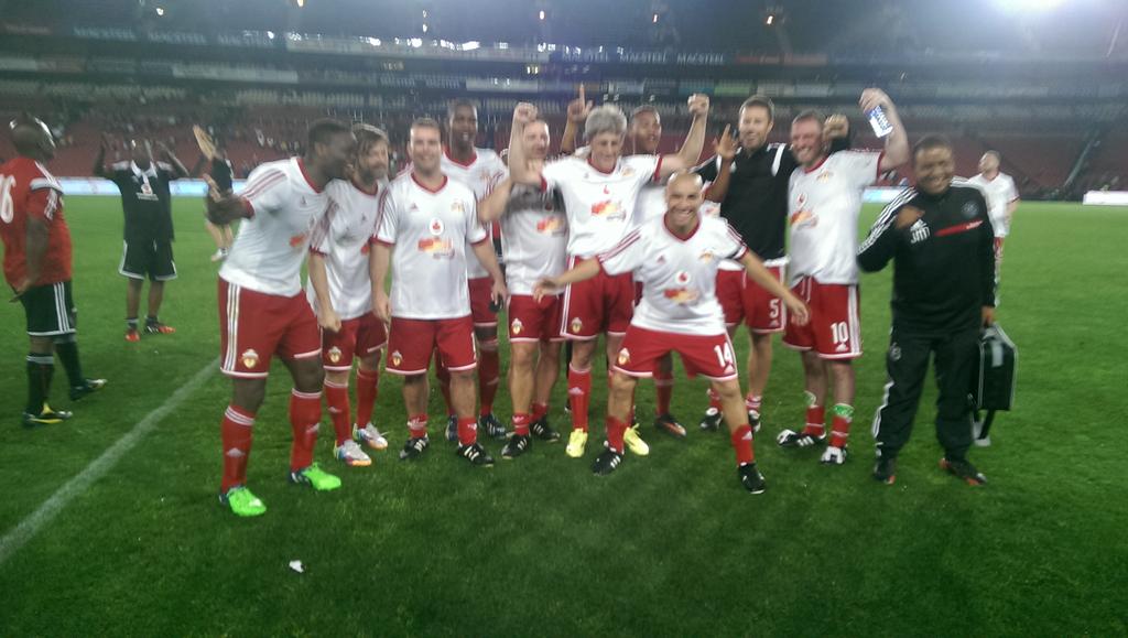 ColinFrancke's tweet photo. That's a wrap !!!!!

What an experience !!!! http://t.co/MEQCLtkT1h