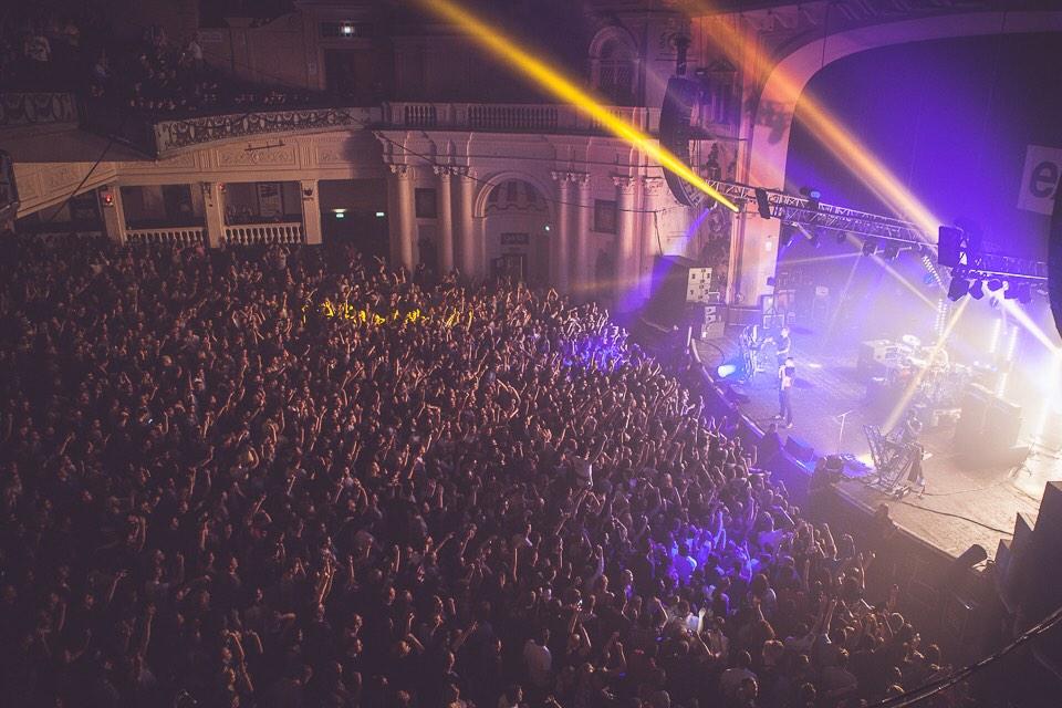 example's tweet image. Brixton Academy by @lukedyson