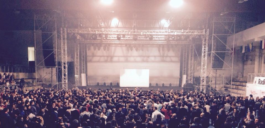 FSG_LifeIsSweet's tweet photo. Pescara ci regala il sold out! Grazie a tutti!
#fsglive http://t.co/hWNJaMolUy