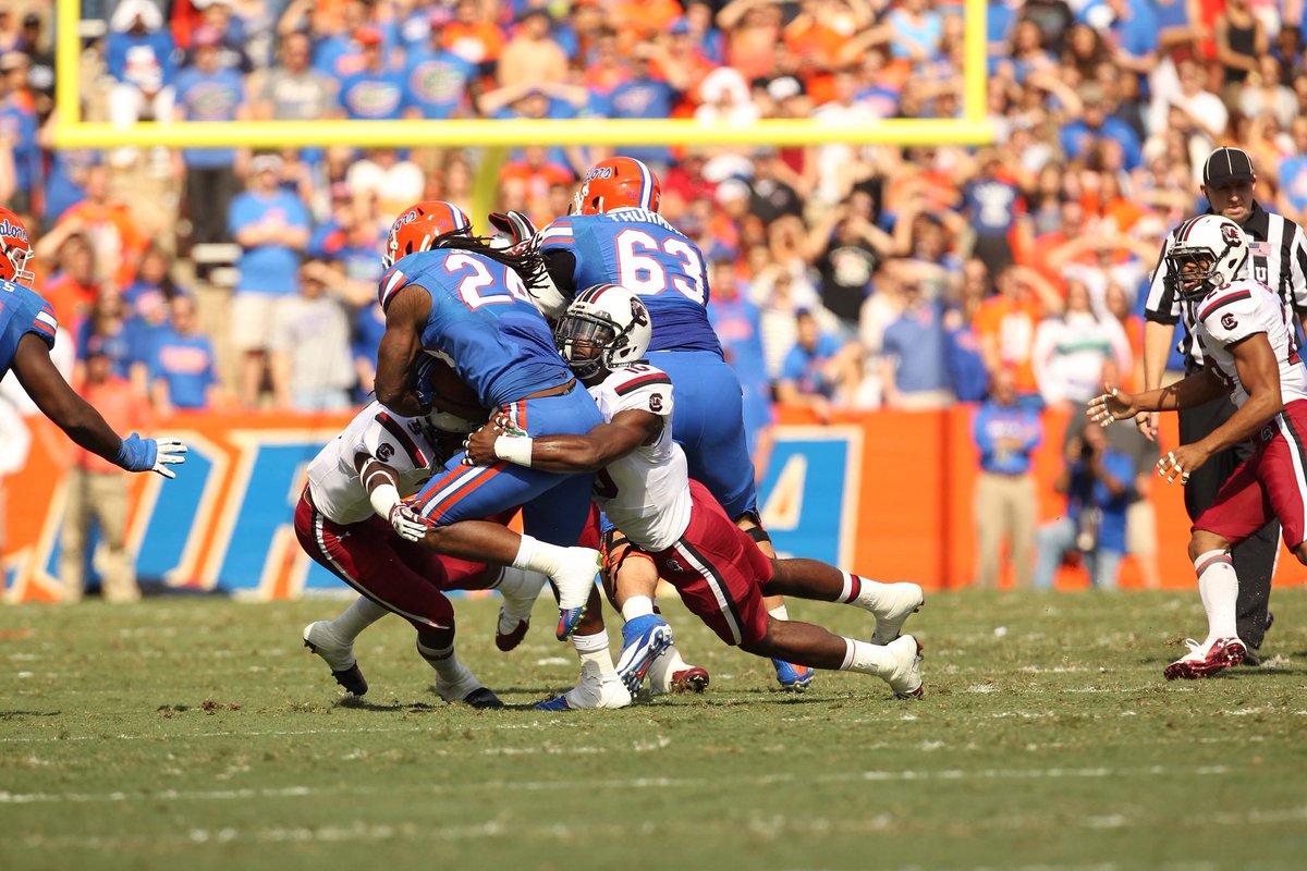 GamecockFB's tweet photo. End of regulation - here comes OVERTIME! #Gamecocks and Gators all tied up at 17-17 http://t.co/7wldJ4w7Jn