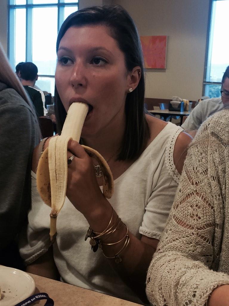 ScrantonNaners's tweet photo. Nanner game strong http://t.co/TNkszG5Okm
