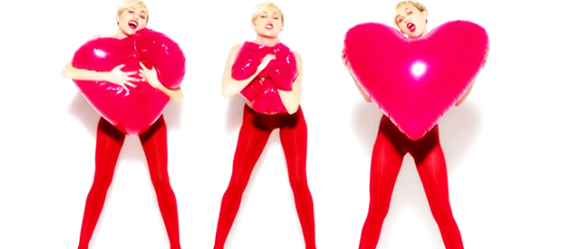 MileyUpdatedEU's tweet photo. #RT If you love her.
#MTVStars Miley Cyrus http://t.co/m7VSM3McS5