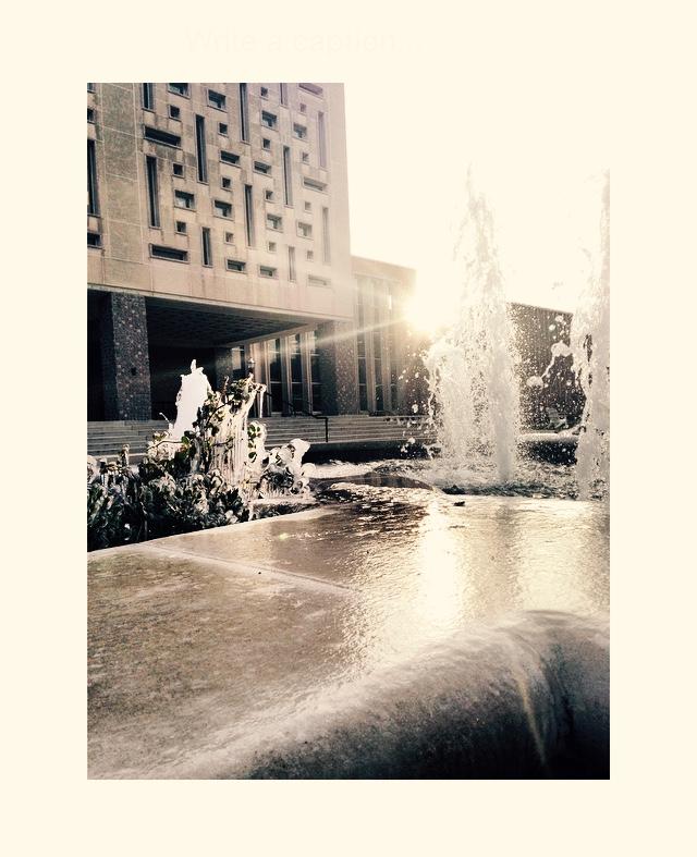caldor412's tweet photo. Guys, it's cold outside http://t.co/WpTM66Eut0