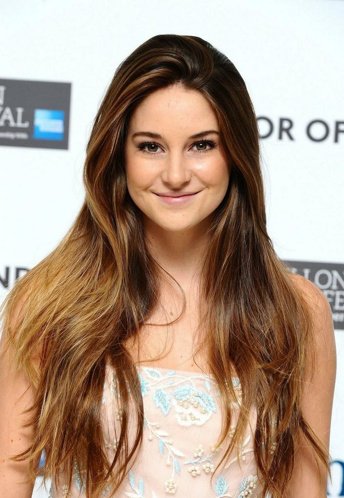 HAPPY BIRTHDAY SHAILENE WOODLEY!! TO ME, YOU WILL ALWAYS BE THE PERFECT HAZEL GRACE LANCASTER 