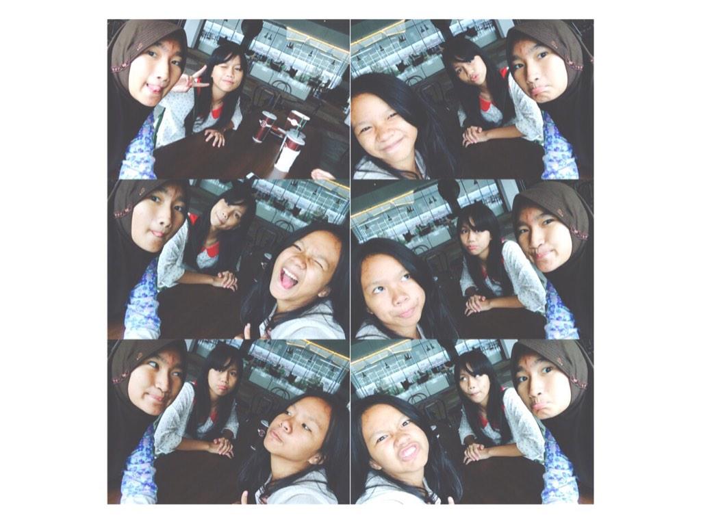 idkxoxondstraa's tweet photo. 😘😜👭👫👬👬❤️💚💜💛💙💕💞💘💖@daffatp Puterips http://t.co/6wBRzdPRDf