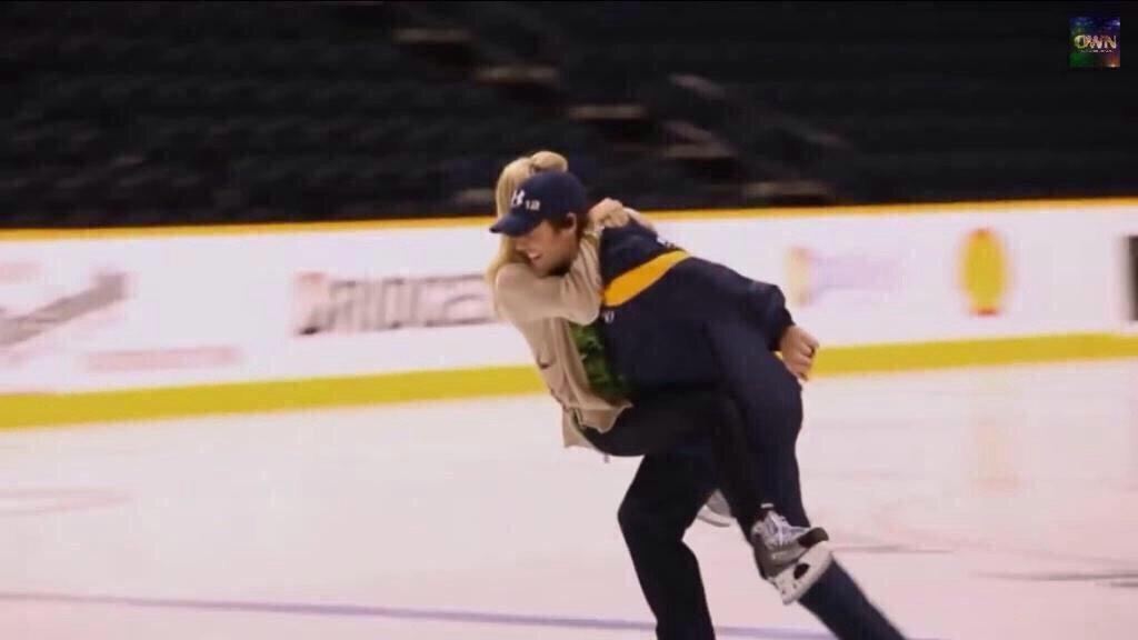 TumblrHockey_'s tweet photo. Relationship Goals ❤️ http://t.co/blqzXV4TQw