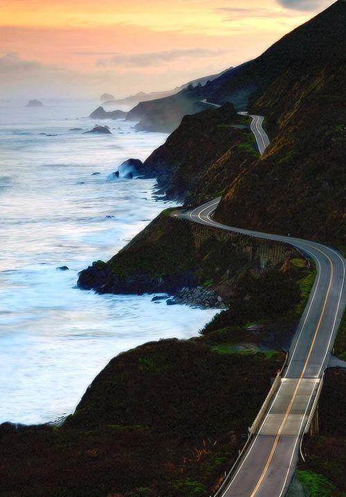 tadeomm's tweet photo. “@ThatsEarth: Pacific Coast Highway, California http://t.co/3KAVCfXA5v” @javimmelgarejo