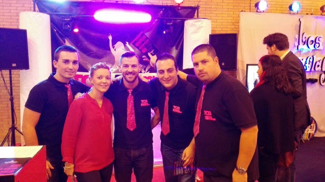 TCBeventos's tweet photo. Sábado espectacular en @fibesevilla   Sevilla de Boda.
Y mana más. http://t.co/tawa37GJUd