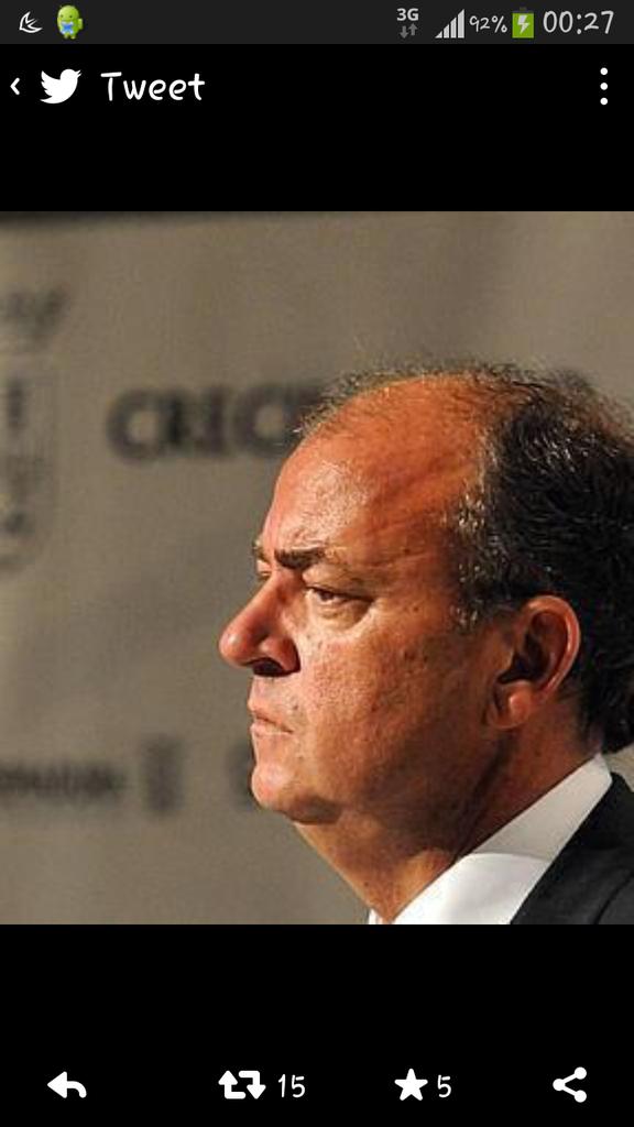 colindre79's tweet photo. Muy buen debate monago con dos cojones no hagas 16 viajes pa defender el tabaco haz un millon tu sique vale http://t.co/FSklnoJcGF