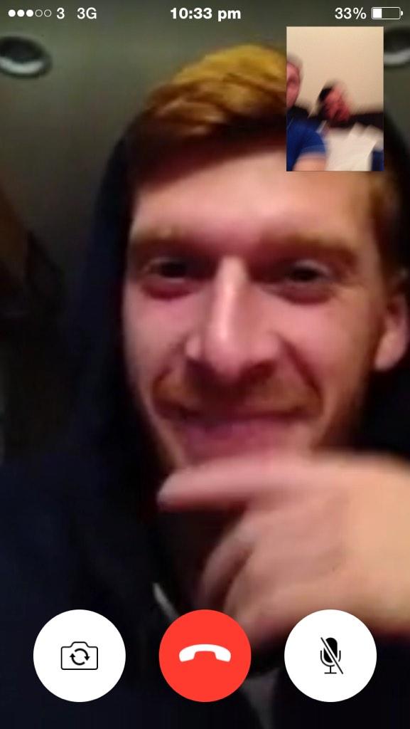 ingrey_mark1's tweet photo. @huggy_metzelder @Joe_Carver7 love a Saturday face time #gingertash http://t.co/FhnRCw3vLZ