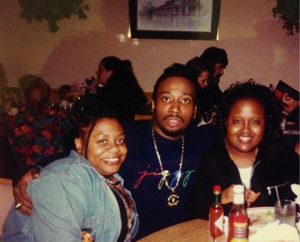 BlckPrlEnt's tweet photo. HAPPY BIRTHDAY #OLDIRTYBASTARD we miss you! #blackpearlentertainment &amp; #oldirtybastard #backinthadays http://t.co/5rNmhMZyNV