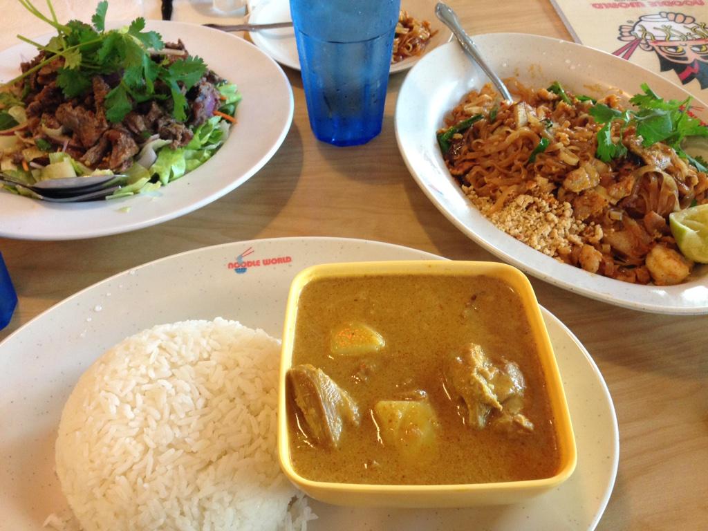 Loki_Can's tweet image. Lunch at the best noodle house in the world! @NoodleWorld #BeJealous &amp;lt;3