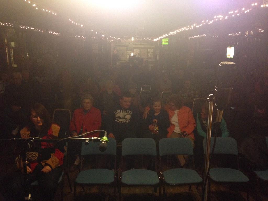CoveBand's tweet photo. Full house Bellamys Hardware http://t.co/Ir9obpVo54