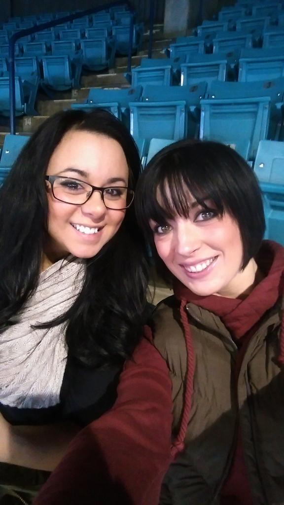 ShireenS's tweet photo. @jlhartman16 PBR #yxe #bullriding #bringonthebeer http://t.co/naJxWo2S8p