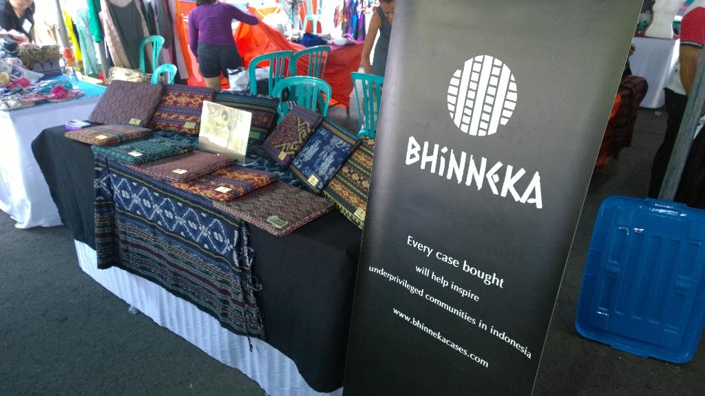 _RGPerez's tweet photo. @BhinnekaCases is up and running in the BIWA Bazaar, #Bali ! http://t.co/mRVgcXYvkf