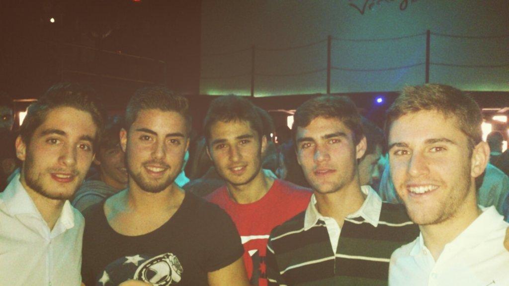 VictorCastilo95's tweet photo. Los que nunca fallan http://t.co/yAt42Or6jw
