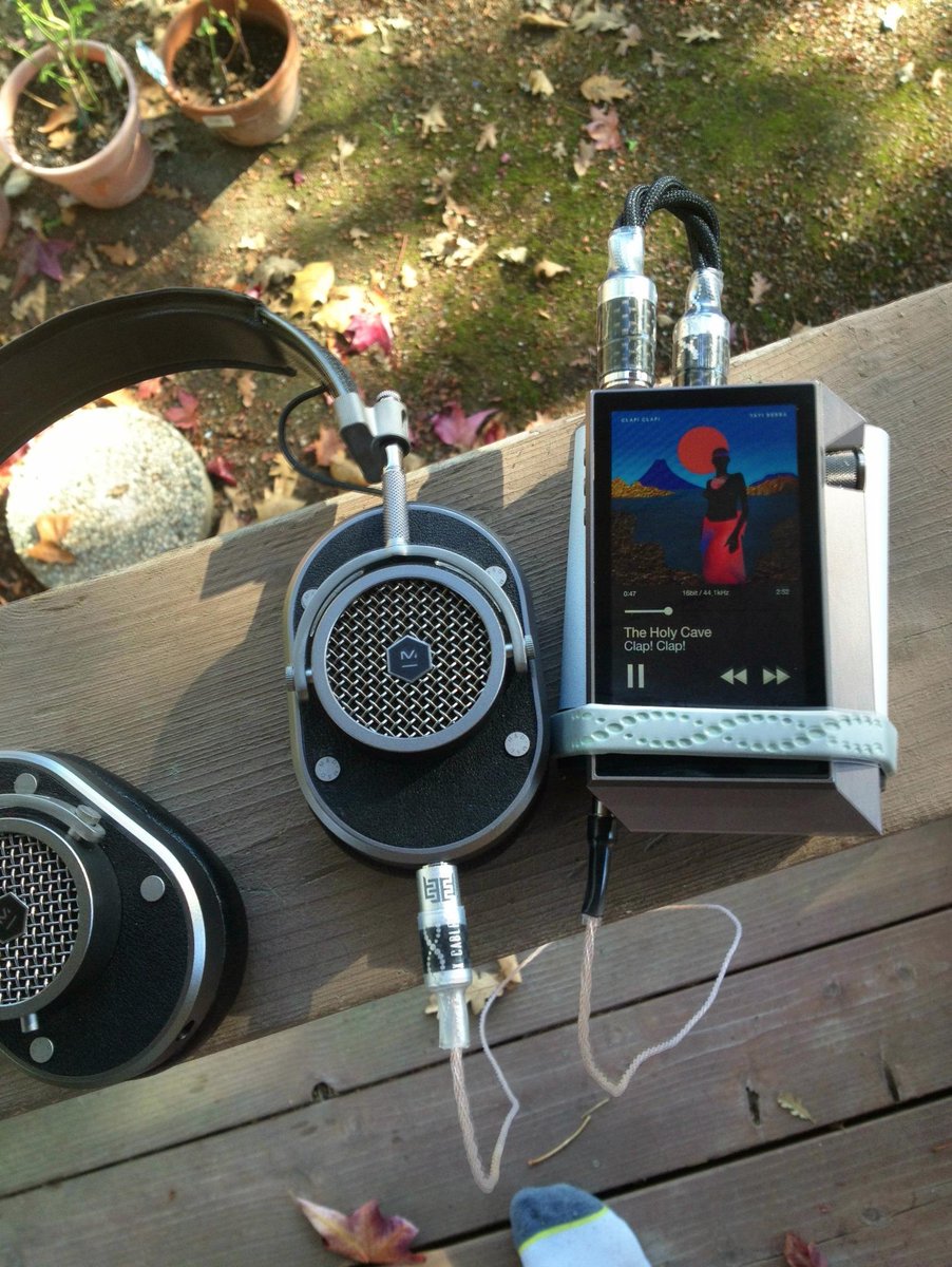 Gorgeous day 4 a hike: @MasterDynamic MH40s @iriver_us AK240 @dhc_audio + @lehmannaudio Traveler - NIICE