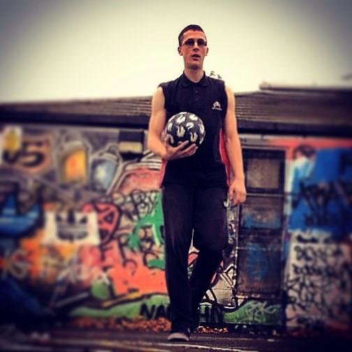 JakeAdamzFS's tweet image. Freestyle Ever Day - Do What YOU Love Followers!! #freestylefootball #footballfreestyle #freestyle #montaball