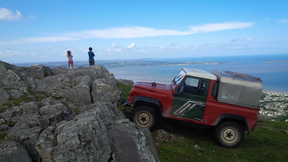 1GarethWynJones's tweet photo. We will be heading for the Mountains @GuySalmonBris @LandRover_UK #Hibernot #livingthedream http://t.co/QsYFAPZLww
