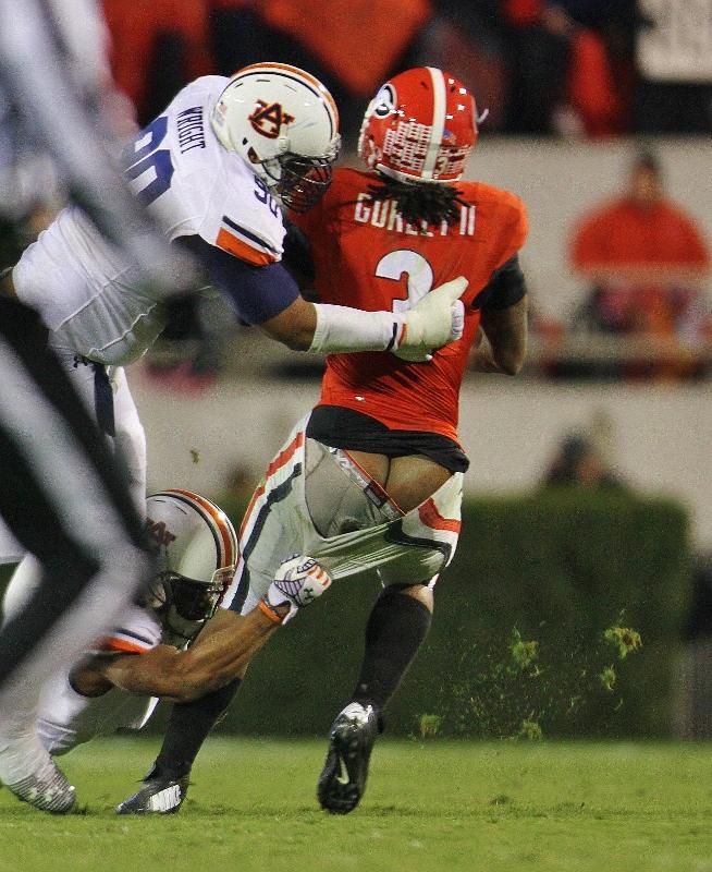 RadiNabulsi's tweet photo. Move over Kim Kardashian.

It's Todd Gurley's turn to #BreakTheInternet

Photo by Rob Saye http://t.co/RqJyr0N96N