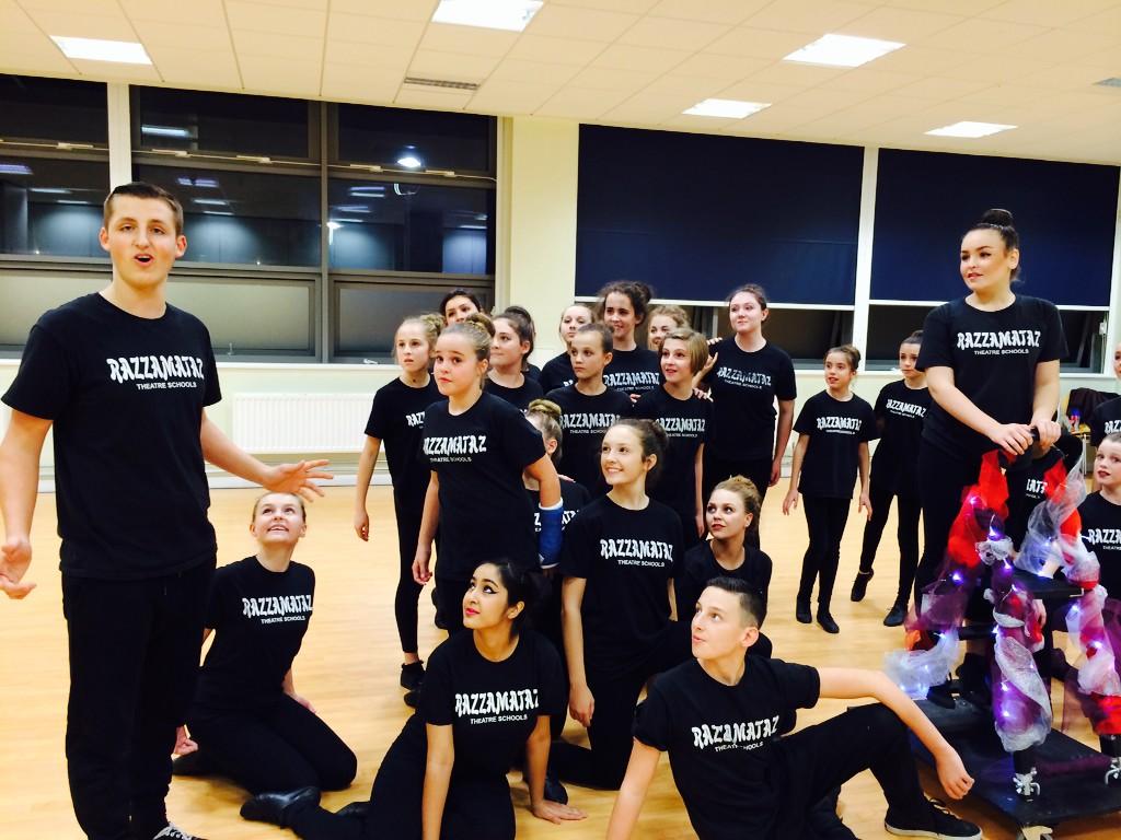 RazzMedway's tweet photo. Todays theday #HM2014! Performing in the WestEnd! #DreamsComeTrue @razzschools @KM_newsroom @KM_Medway @KM_Maidstone http://t.co/BzoN7PgwQc