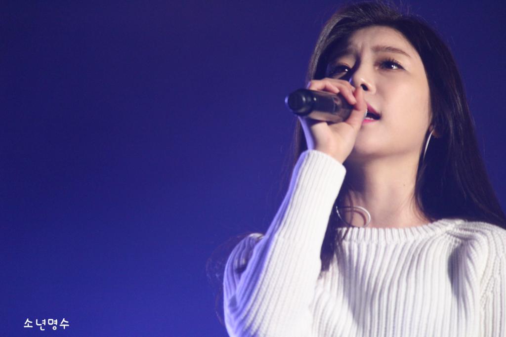 FORERPE's tweet image. “boymyungsoo: 141115 펩시콘서트 #걸스데이
이쁘게 찍혔는데... 메모리에만 있는게 아까워성ㅎㅎㅎㅎㅎ
#소진 #민아 #유라 #혜리 http://t.co/WKH1Afx4KK”"