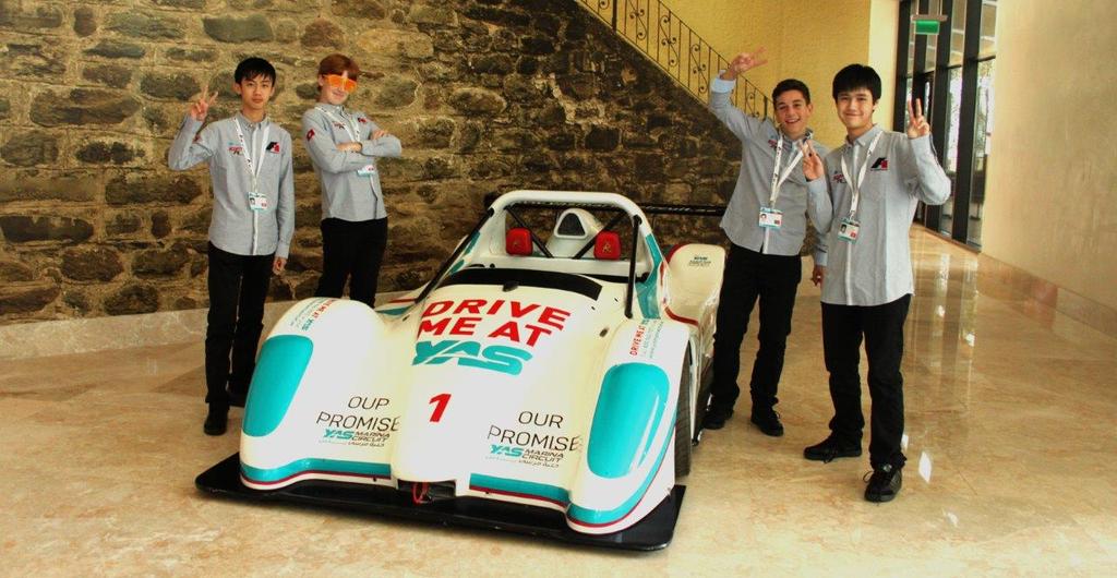SpeedForceRacer's tweet photo. This is our photo of the day. Photographer is Michael Teixeira #PhotoOfTheDay #F1inSchoolsWF @F1inSchoolsHQ http://t.co/C49C6w4KsZ