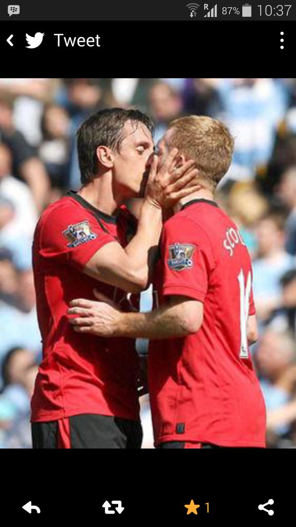 Calon orang hebat,ultahnye bareng orang hebat happy birthday paul scholes ! 