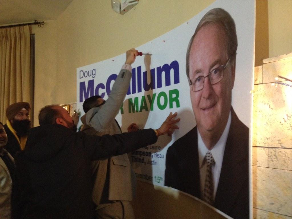 jpayne666's tweet photo. #civicelxn getting ready for the big show at Safe Surrey Coalition http://t.co/eD6hmw1LbC