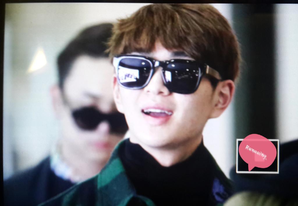 141116 Onew @ Rumbo a Shanghái {Incheon - Pudong} B2iLsCwIUAA0_JP