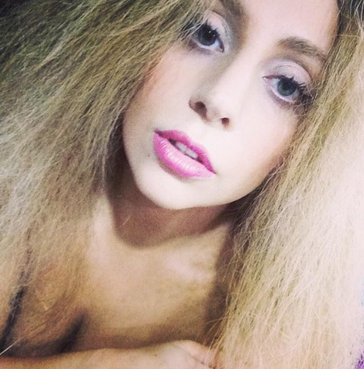 stevenartpop's tweet image. Monsters! Vote 4 Gaga as MTV's HOTTEST STAR of '14 by retweeting this! 1 RT = 1 Vote! LET'S GO!
#MTVStars Lady Gaga