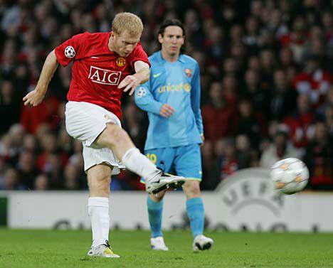 Paul Scholes he scores goals! 
Paul Scholes he scores goals! 
Happy 40th birthday  Legend! 
What a player!   