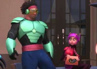 I couldn't stop laughing ever since I /saw/ her face like this in the theaters. xD