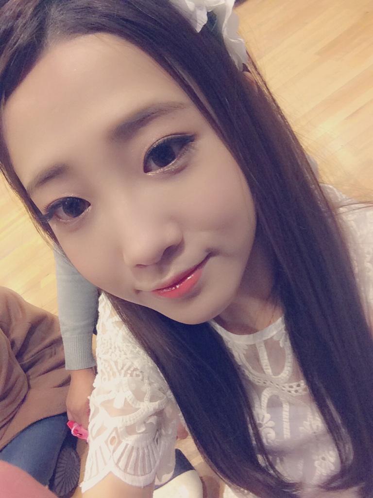 [#지애] 안녕하세용지애에용ㅎㅎ 오늘은어제보다 더더추운거같은데.. 다들 감기안걸리고계시죠잉?
아아! 인기가요 우리 같이 본방사수해용♥_♥! #러블리즈 #Lovelyz