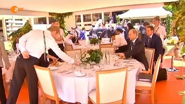 im_an_african's tweet image. RT @andersostlund: #Putin now so internationally #detested that no one wants to sit at his table for lunch. #G20