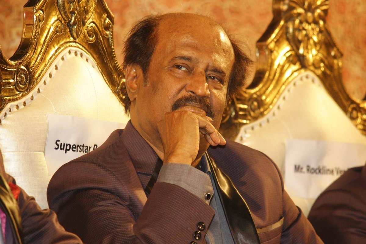 MoviFreakz's tweet photo. #LingaaAudioLive #Lingaa #superstar #Rajinikanth @superstarrajini @Rajiniblood @RajiniFC @Rajini_F_C #rajini_fanclub http://t.co/jXrEfiwlgf