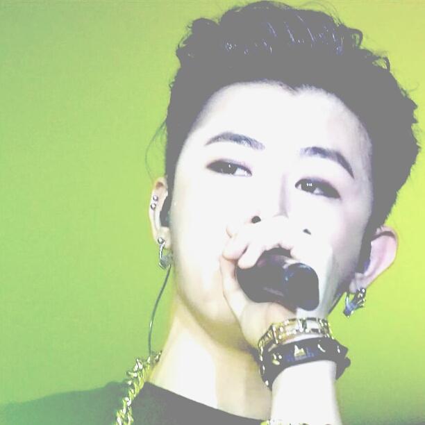 SMILEUKWON's tweet photo. @ BBC

「   彼奴の事は忘れて俺を見て  」

  >>>>  U-KWON : FROM BLOCK B

  #RTしたbotとペンを迎えにいく
  #RTしたbotとペンを迎えにいく

. http://t.co/iyrCK5Kb8j